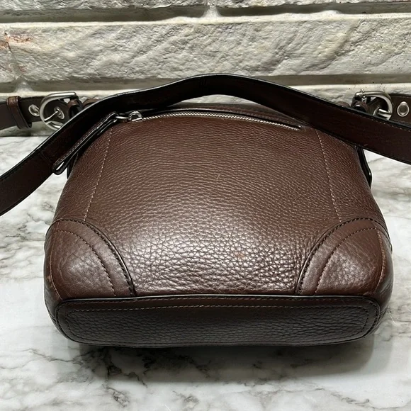 Coach Vintage Brown Pebbled Leather Crossbody Shoulder Bag Sling in GUC - Picture 9 of 16